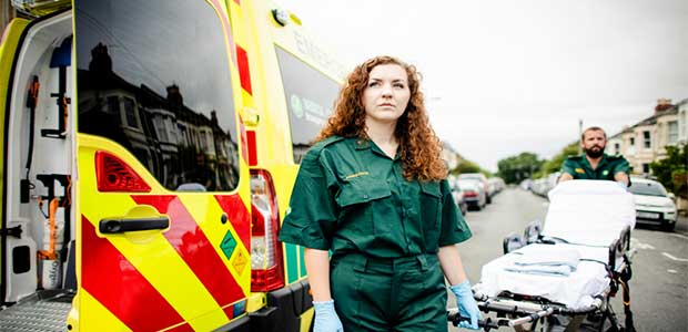 Ambulance Workers Are More Likely to Get Injured—and Assaulted—on the Job