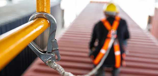Ohio Roofing Contractor Continues to Defy Federal Safety Requirements for Fall Protection