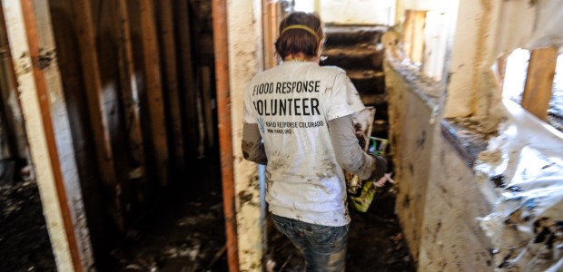 By providing basic "this is what you do and why" instructions, you help employees help themselves. (Michael Rieger/FEMA photo)