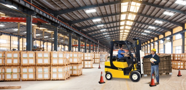Yale combines classroom and hands-on training into a comprehensive instructional program for lift truck operators. (Yale Materials Handling Corporation photo)