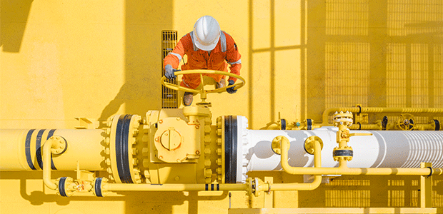 Preventing Slip and Fall Injuries in the Oil & Gas Industry 